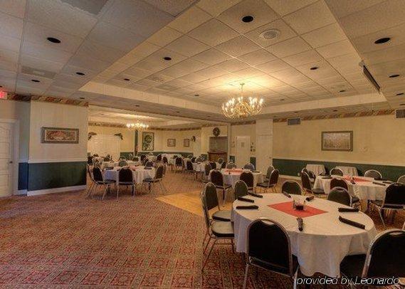 Econo Lodge Inn & Suites Lumberton Restaurace fotografie